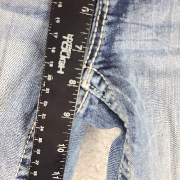 Vigoss Jeans Womens 3/4 - 21 Blue Chelsea Capri Heritage Fit Light Wash Denim - Picture 4 of 13